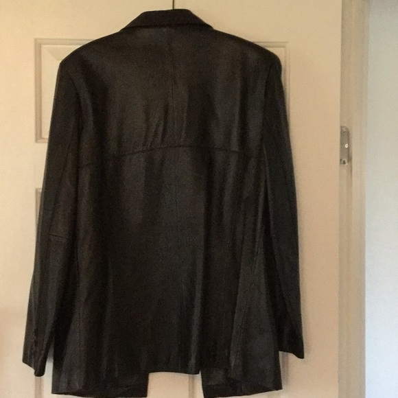 Leather jacket - Picture 4 of 4